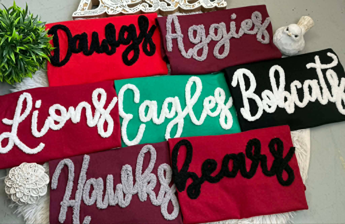 NEW CUSTOM Team Chunky Chenille Yarn, Sweatshirt, T-shirt: S / T-Shirt
